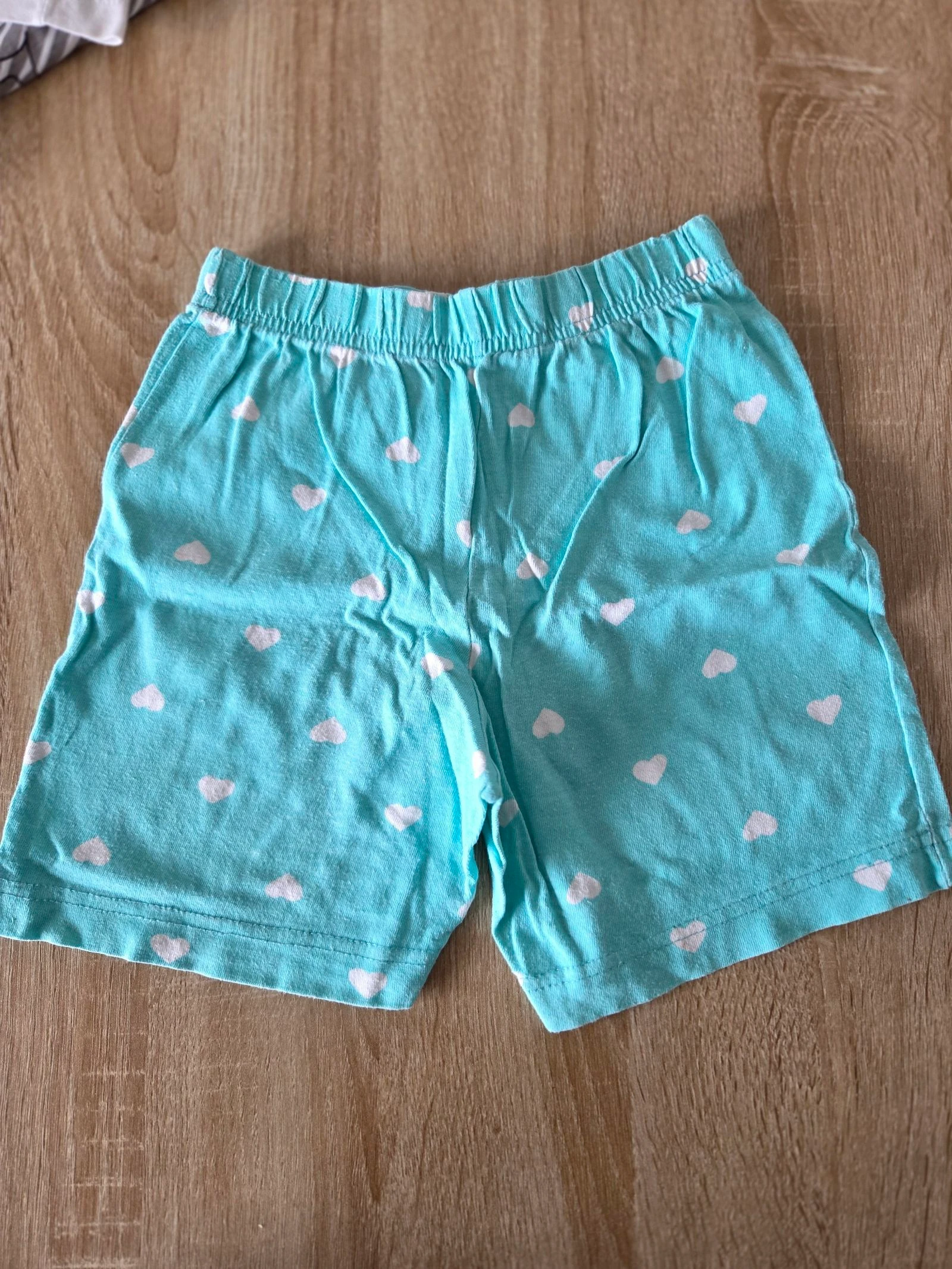 Conjunto vintage de verão camiseta e shorts branco e menta com estampa de cachorro gato coração tamanho 6 anos 114 cm – photo 4